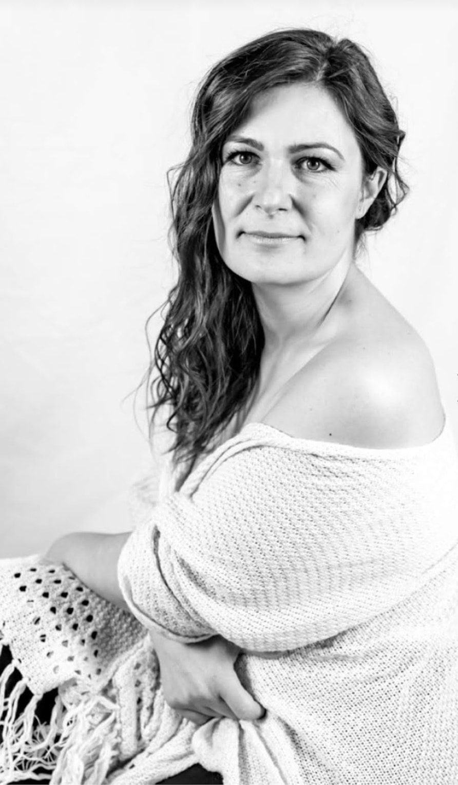 Portrait noir et blanc de Sabine Tabbone